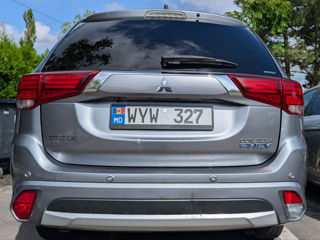 Mitsubishi Outlander foto 4