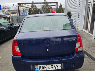 Dacia Logan foto 2