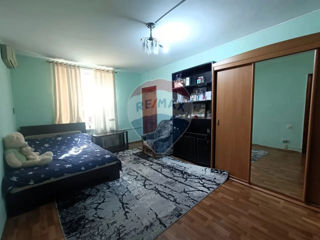 Apartament cu 2 camere, 47 m², Centru, Chișinău foto 2
