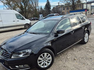 Volkswagen Passat foto 2