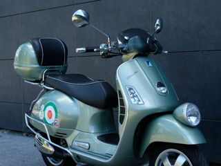 Аренда скутера Vespa для фотосессий и мероприятий фото 1