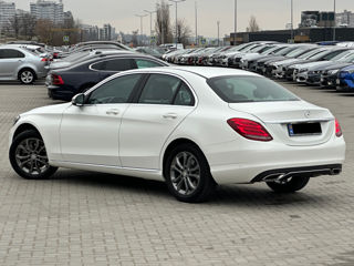 Mercedes C-Class foto 5