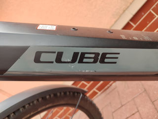 Bicicleta Cube Reaction Pro hibrid. foto 3