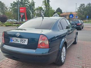 Volkswagen Passat foto 2