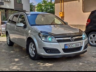 Opel Astra foto 2