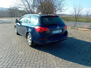 Opel Astra foto 9