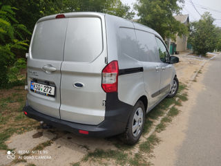 Ford Transit Courier foto 7