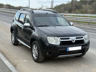 Dacia Duster, 2011