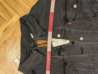 Новая джинсовая куртка Levi's foto 3