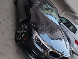 BMW 5 Series foto 2