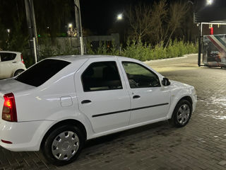 Dacia Logan foto 5