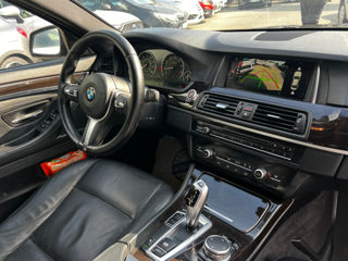 BMW 5 Series foto 8