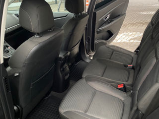 Renault Grand Scenic foto 4