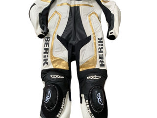 Costum moto SportBike marimea 48 foto 2