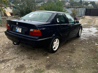 BMW 3 Series foto 4