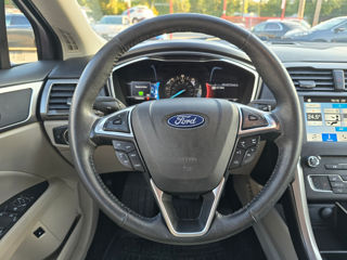 Ford Fusion foto 11