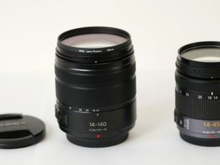 Объективы: Panasonic Lumix 14-45mm f/3.5-5.6  /  14-140mm f/3.5-5.6 Asph Power O.I.S. foto 3