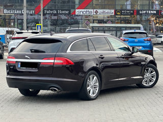 Jaguar XF foto 4