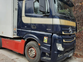 Mercedes Actros 1845