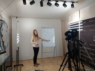 Видеосъёмка тренингов и онлайн уроков в студии illumax или на Вашей локации foto 3