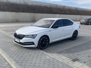 Skoda Superb foto 2