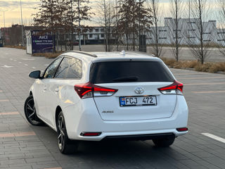 Toyota Auris foto 5