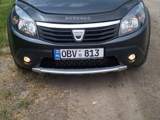 Dacia Sandero foto 2