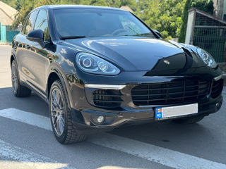 Porsche Cayenne foto 1