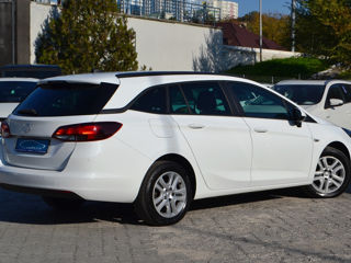 Opel Astra foto 2