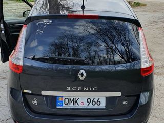 Renault Grand Scenic foto 8