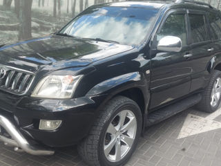 Toyota Land Cruiser Prado foto 2