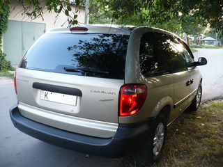 Chrysler Voyager foto 5