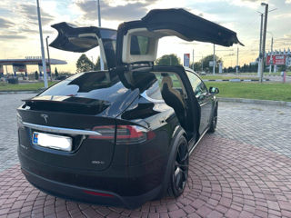 Tesla Model X foto 5