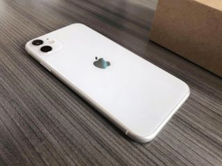 Iphone 11 ideal 128GB 320 euro... foto 1