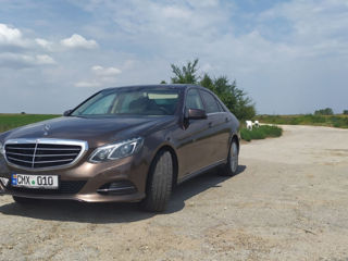 Mercedes E-Class foto 2