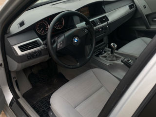 BMW 5 Series foto 6