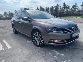 Volkswagen Passat foto 3