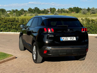 Peugeot 3008 foto 1