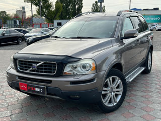 Volvo XC90 foto 1