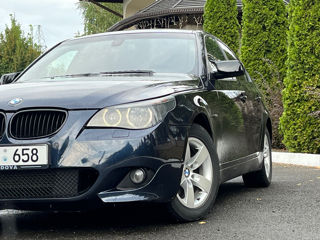 BMW 5 Series foto 3