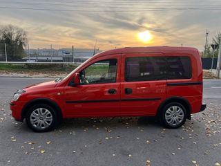 Opel Combo foto 4