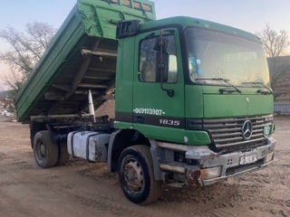 Mercedes Actros 1835 foto 1