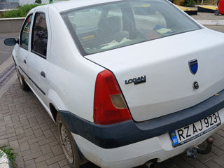 Dacia Logan foto 3