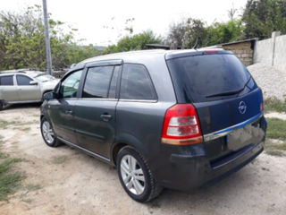 Opel Zafira foto 3