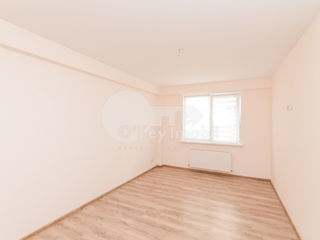 Apartament cu 3 camere, 80 m², Buiucani, Chișinău foto 8