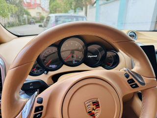 Porsche Cayenne foto 8