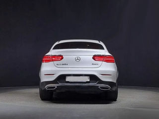 Mercedes GLC foto 4