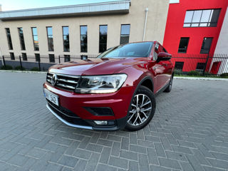 Volkswagen Tiguan foto 2