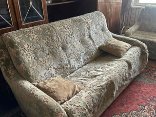 Vând 2 fotolii si canapea foarte ieftin/ диван и два кресла jочень дешево Сiocana