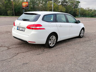 Peugeot 308 foto 2